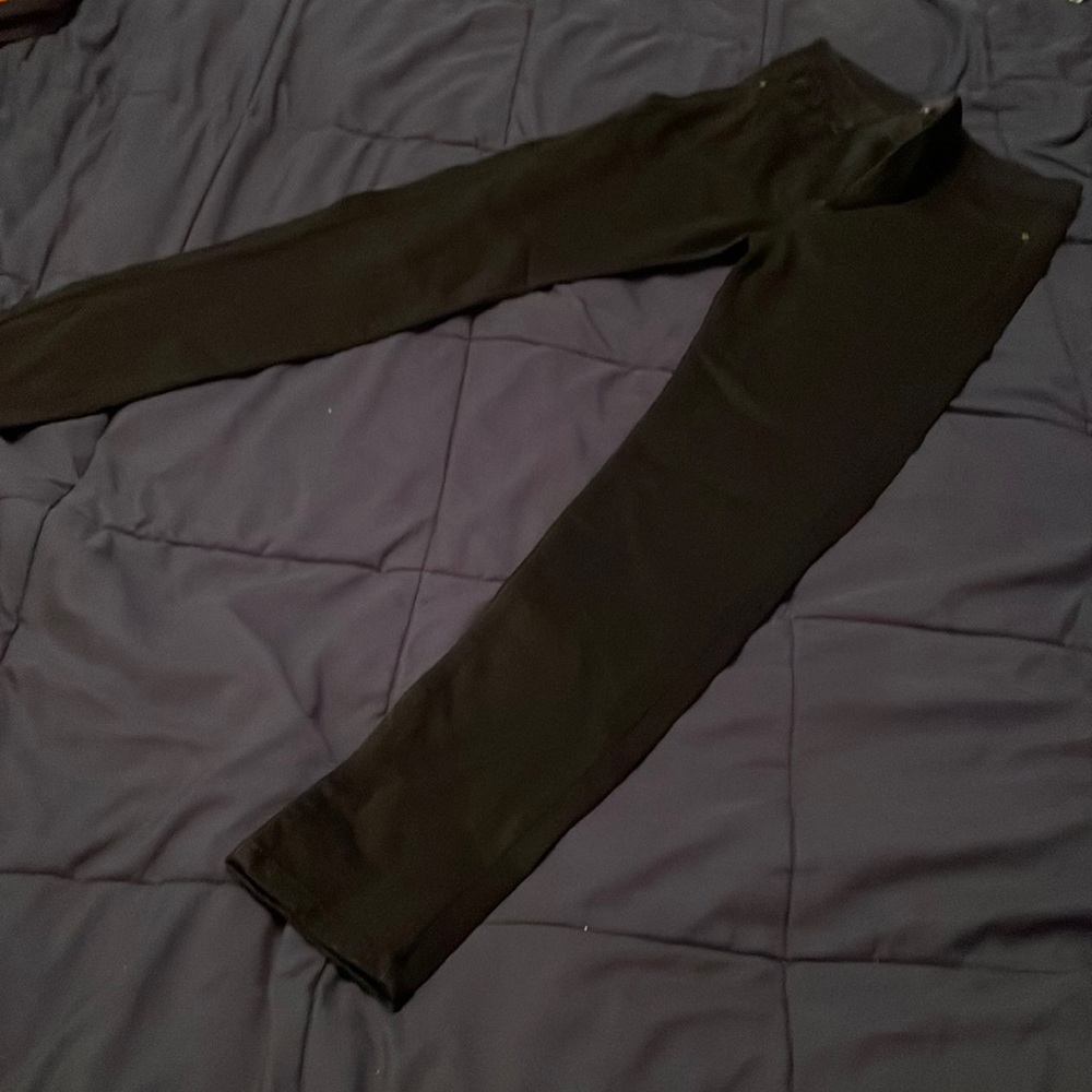 Avenue, Spanish jeans